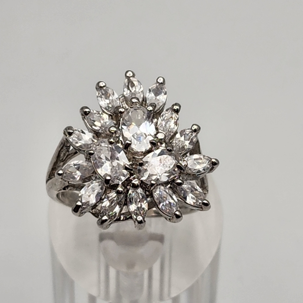 18 Karat White Gold Filled Starburst Cluster Cubic Zirconia Ring (9)